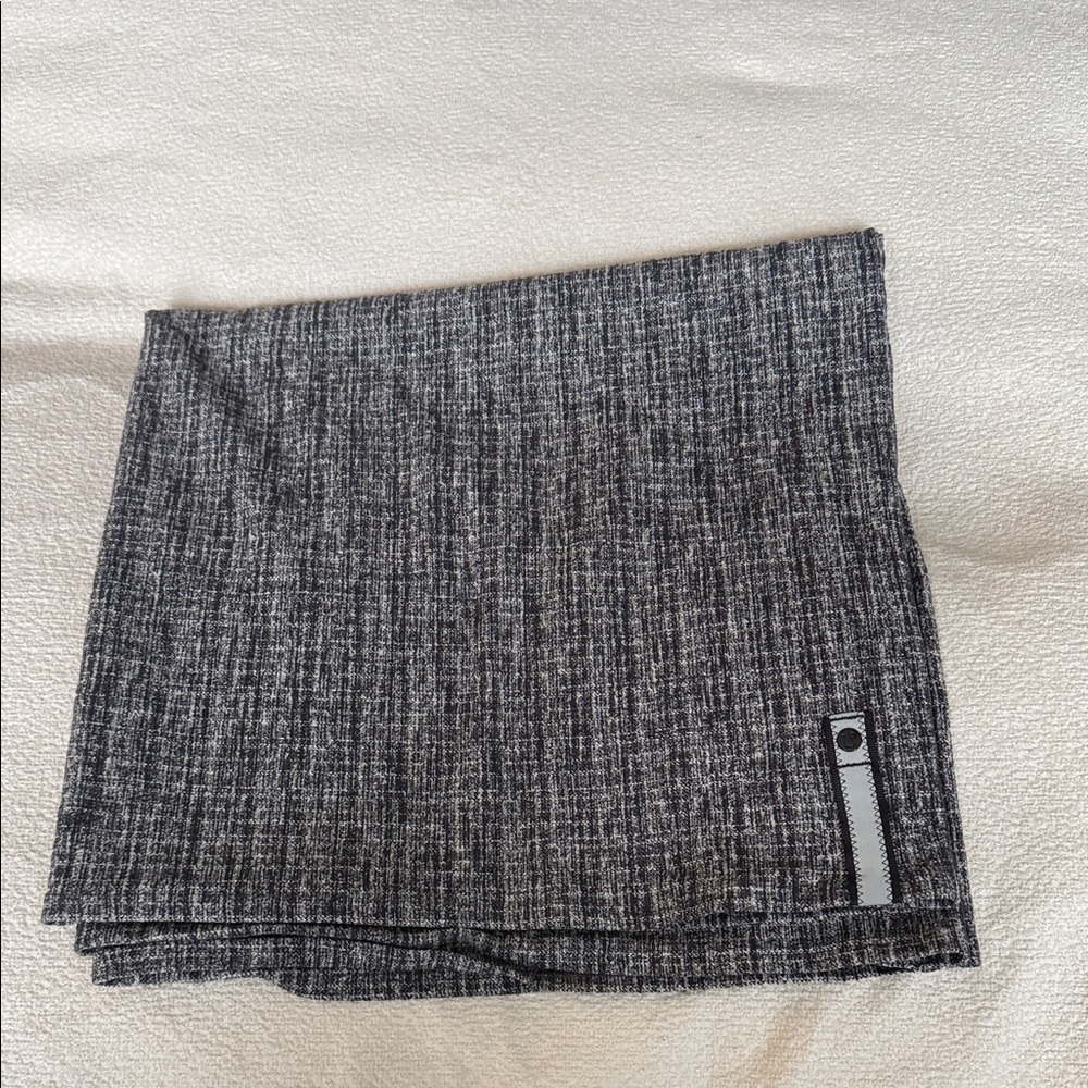 Lululemon Athletica Charcoal Scarf